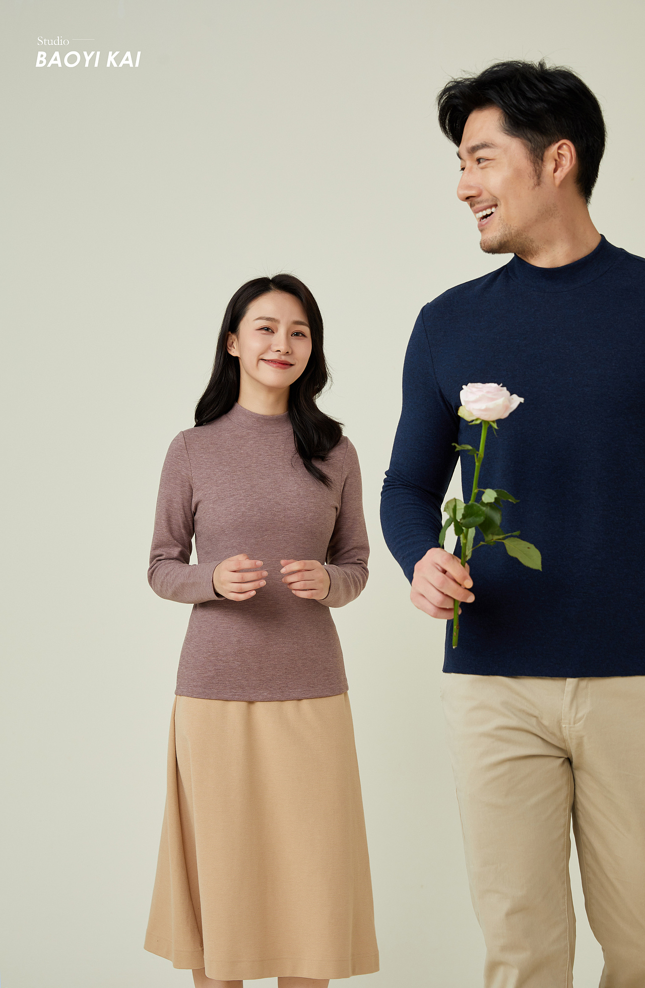 保暖内衣情侣套装摄影作品案例分享（图ZMzQyOTM2OTM2） - 人像摄影 - 站酷设计师摄影师包一凯原创素材 - 站酷ZCOOL