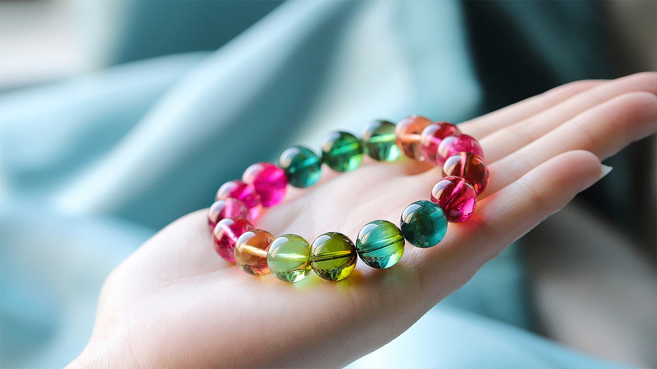 落入人间的彩虹——碧玺