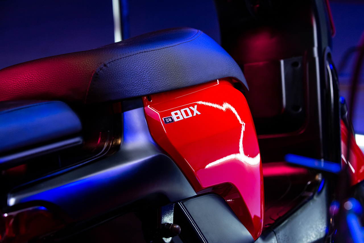 立马电动车BOX 平面拍摄