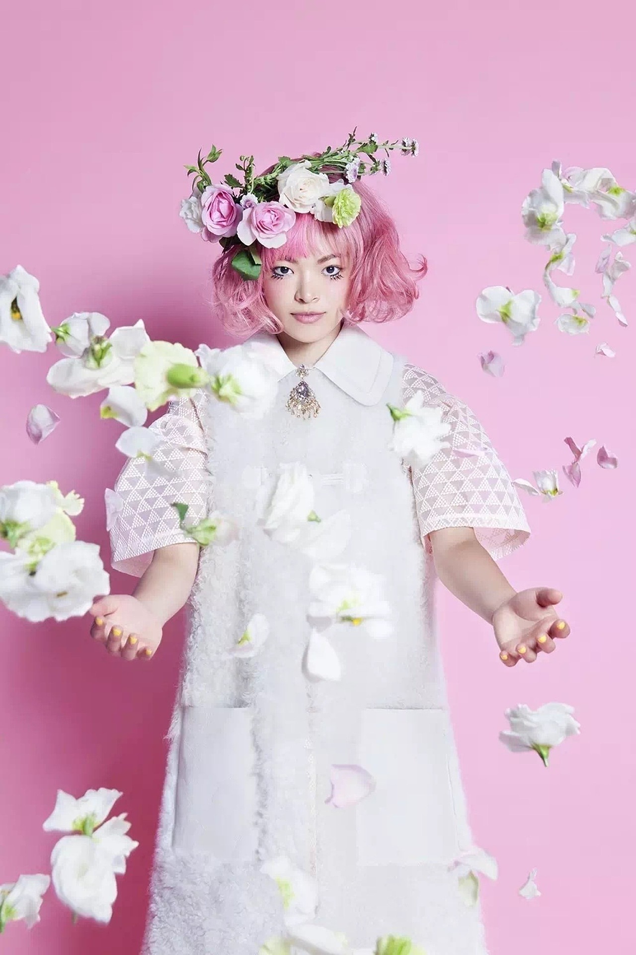 《时装杂志L'OFFICIEL》x JOYISLANDSTUDIO（图ZMzA0MTM0NjQw） - 人像摄影 - 站酷设计师JOYISLANDSTUDIO原创素材 - 站酷ZCOOL