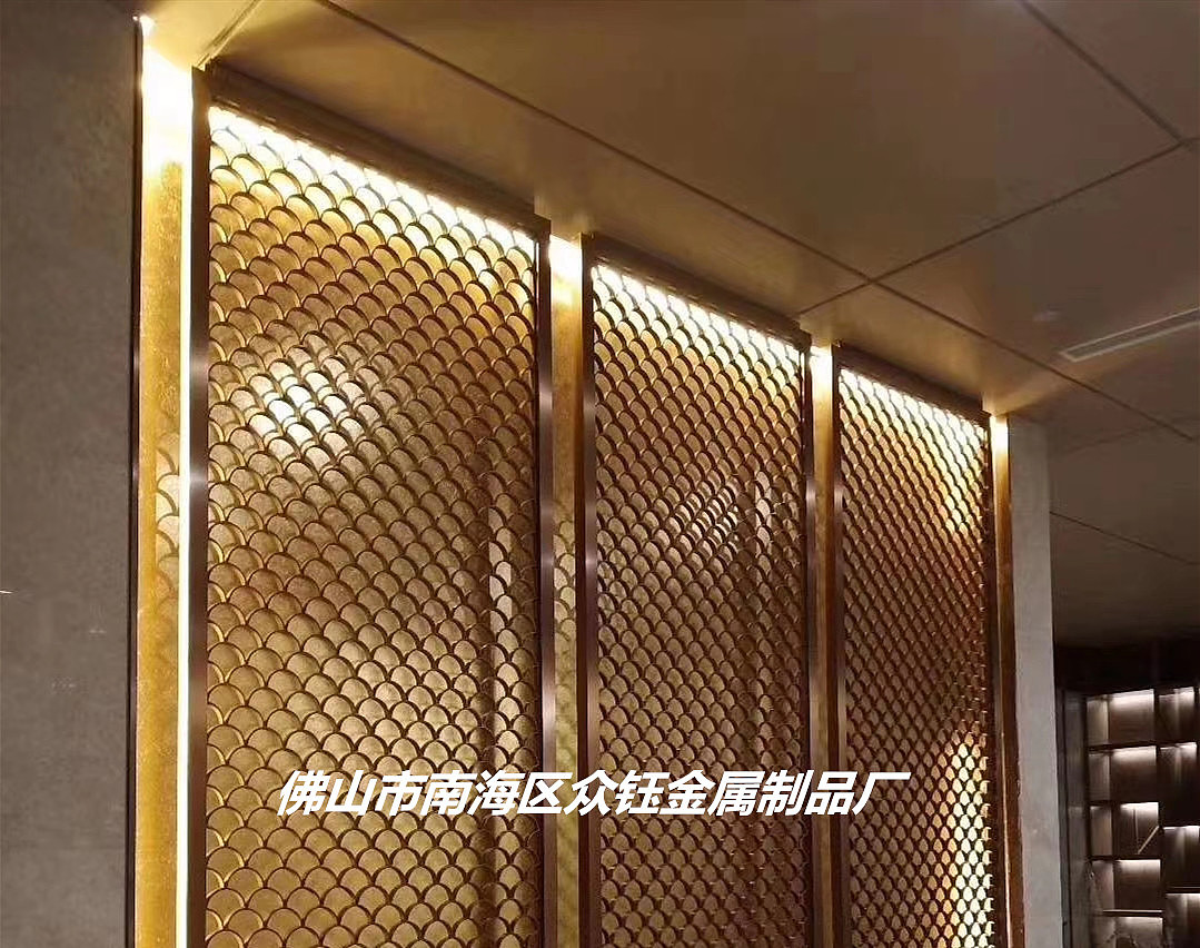 不锈钢花格屏风价格 青古铜系列格栅屏风案例（图ZMjQ0OTMyODIw） - 其他工业/产品 - 站酷设计师Z35581775原创素材 - 站酷ZCOOL