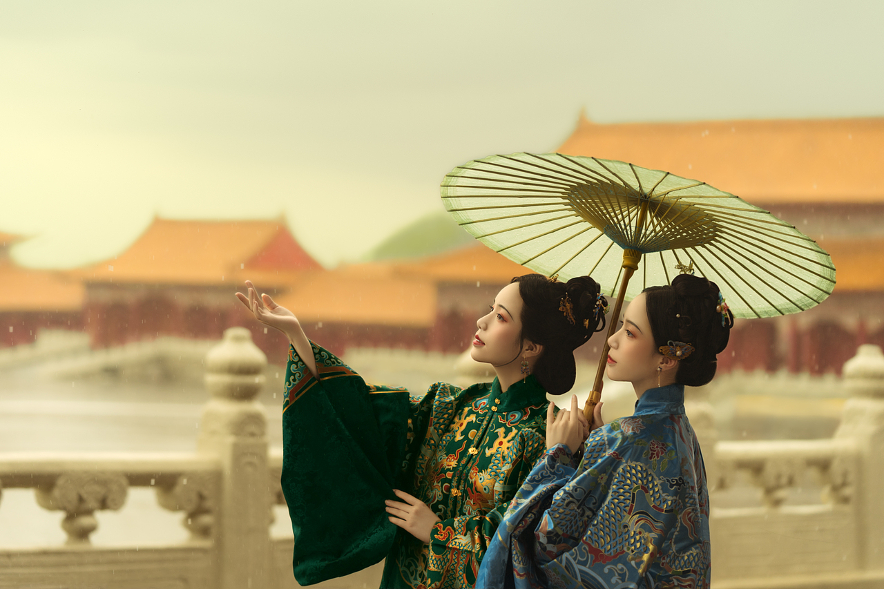 雨中紫禁城（图ZMzE4OTQ3Njg0） - 人像摄影 - 站酷设计师安柏小姐原创素材 - 站酷ZCOOL