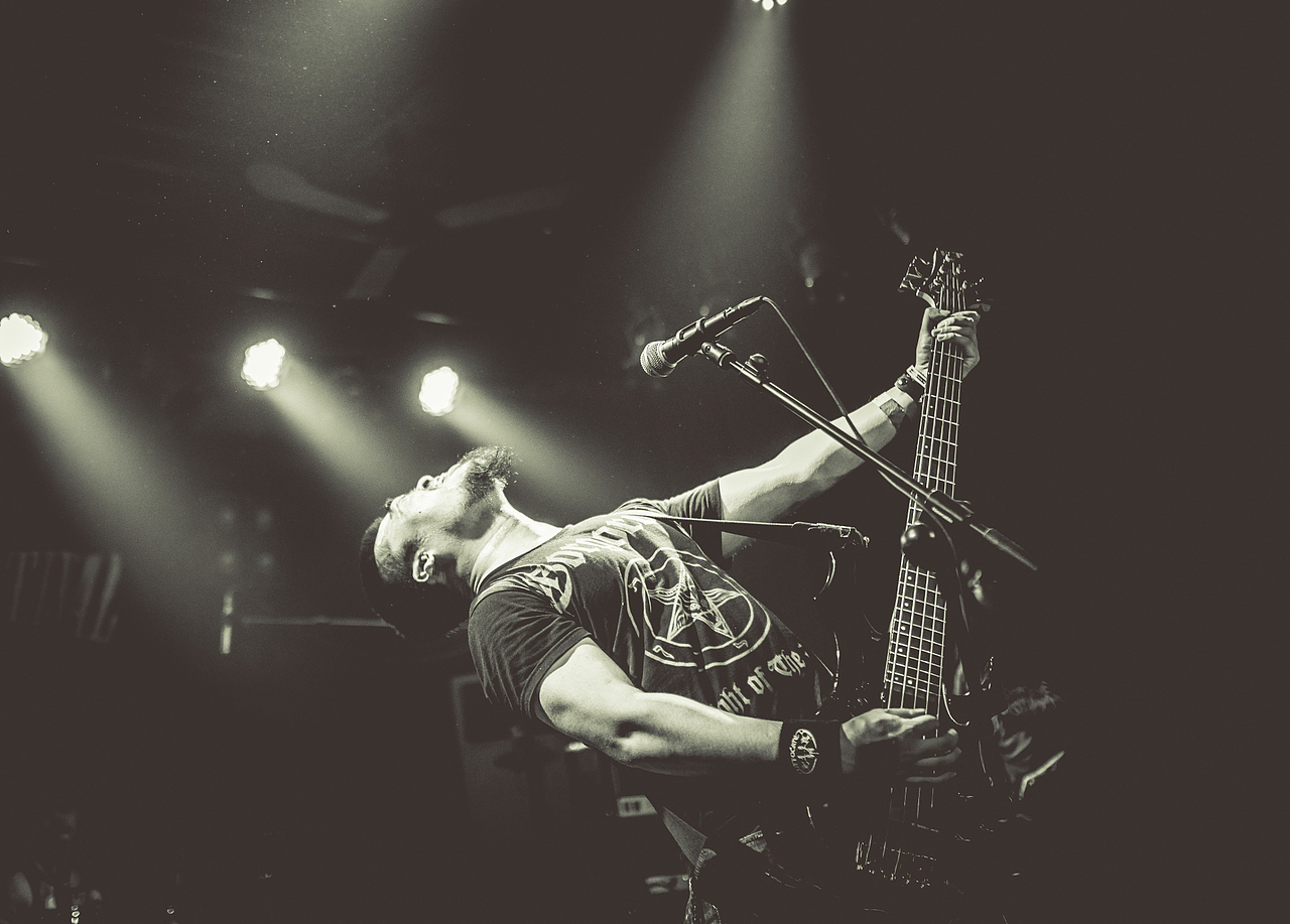 330金属音乐节广州站（图ZMjE4MTUzOTY=） - 人像摄影 - 站酷设计师凹凸蜀黍原创素材 - 站酷ZCOOL