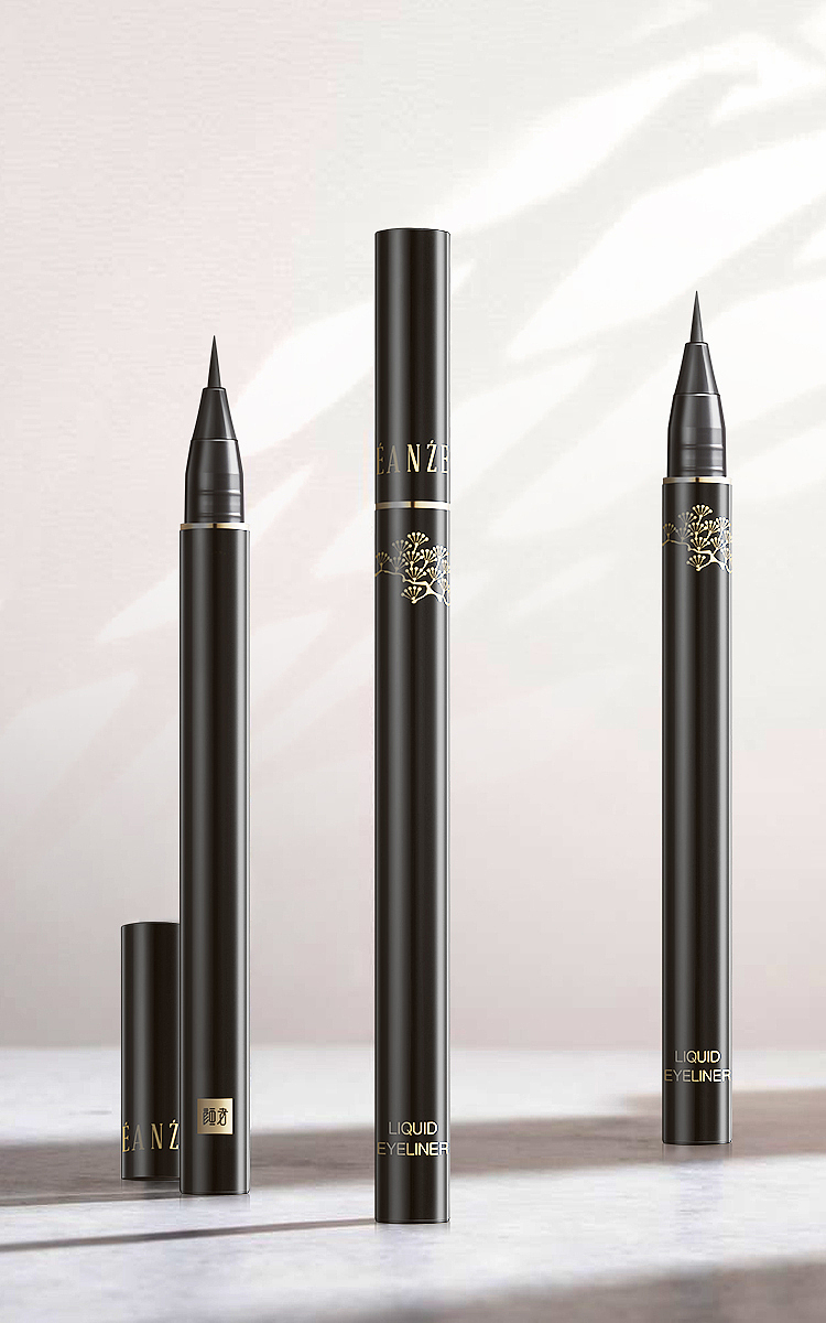 眼线笔宣传海报