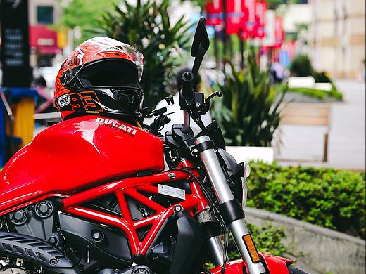 一组摩托飞照（个人主页-ZMzU4MDY5NzY=） - 人像摄影 - 站酷设计师莉莉周qqq原创素材 - 站酷ZCOOL