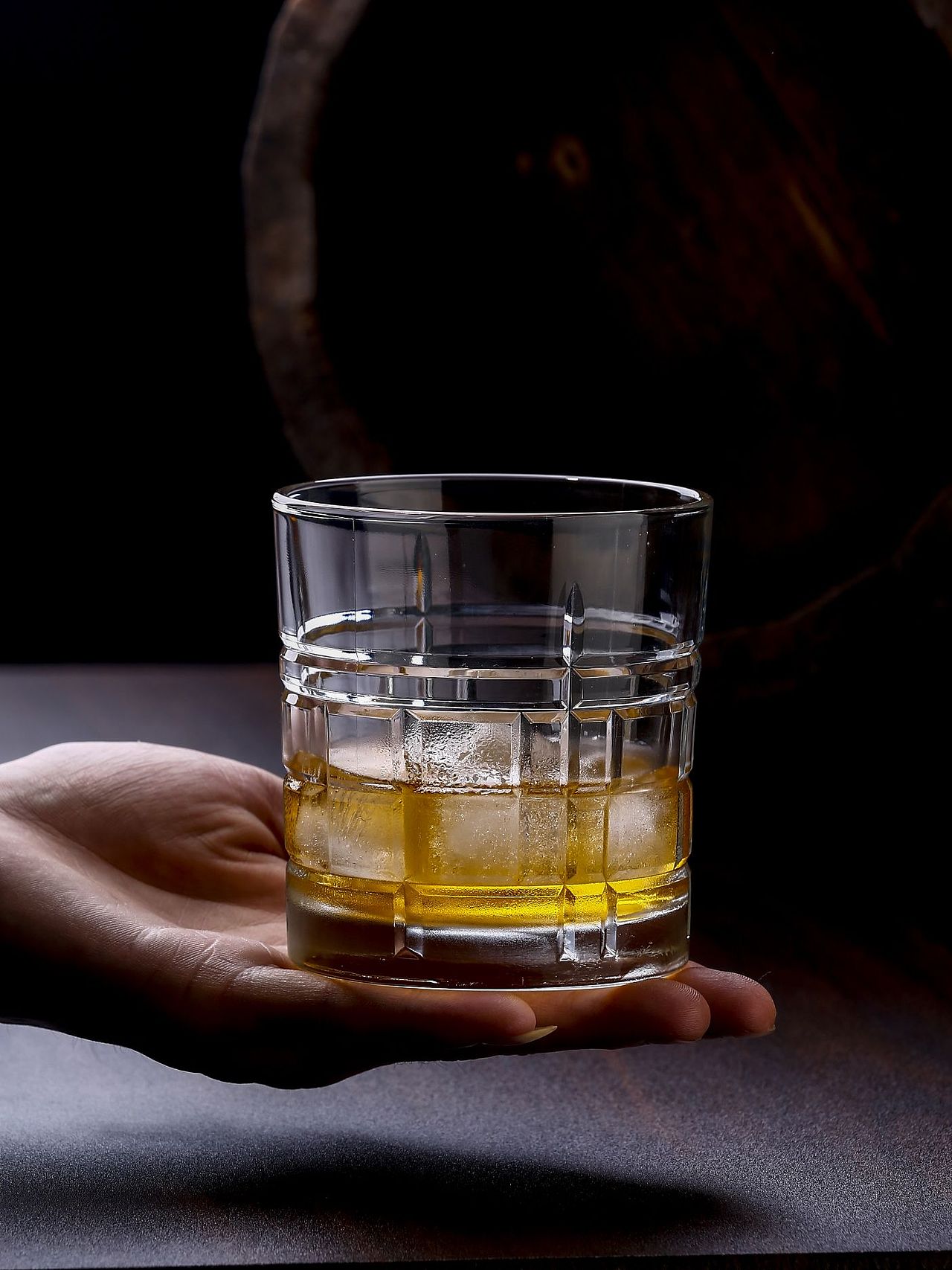 威士忌杯（图ZMzM1NTExODMy） - 产品摄影 - 站酷设计师DD大芒果原创素材 - 站酷ZCOOL