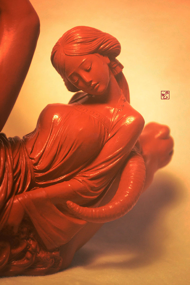 海龙原创作品紫砂十二生肖系列之《金牛湖》（图ZMjM0NjA3ODg0） - 雕塑 - 站酷设计师玩泥巴的海龙原创素材 - 站酷ZCOOL