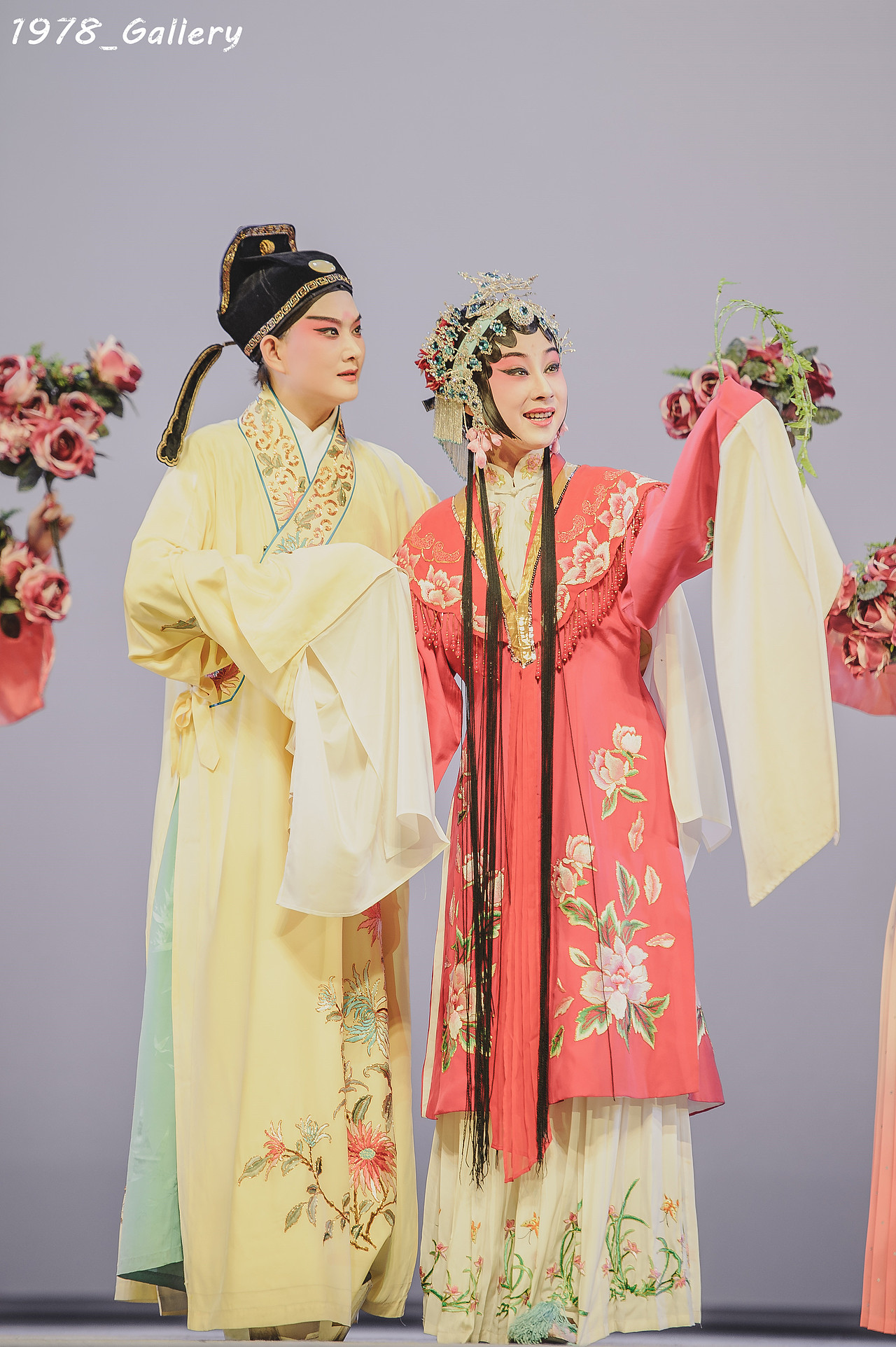 原创作品:临川四梦之牡丹亭(罗晨雪,胡维露版)-上海昆剧团