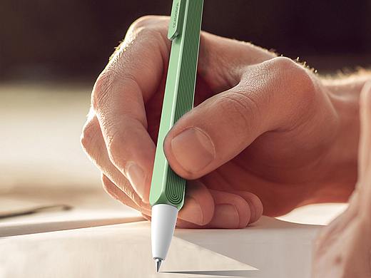 圆珠笔-文具产品设计