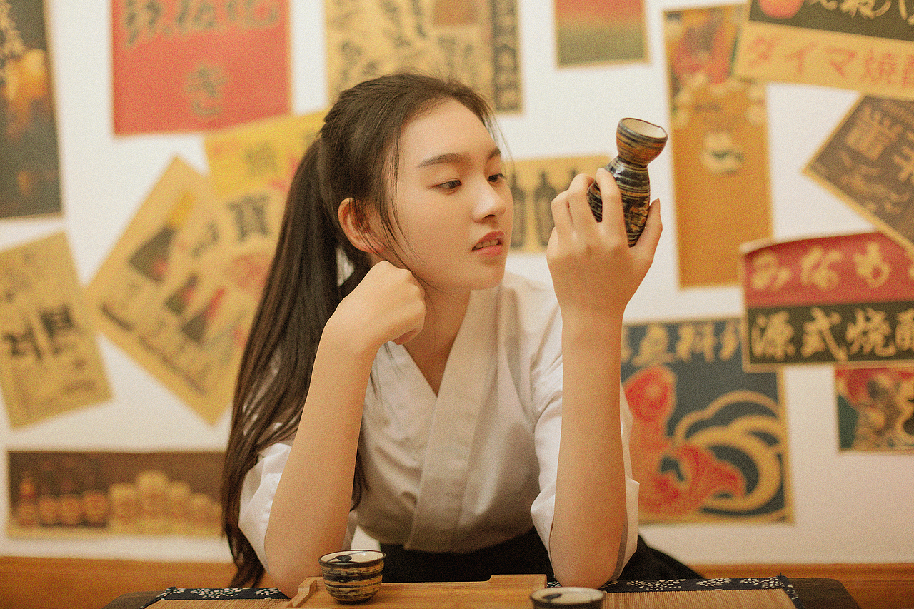 ニセ酒（图ZOTgwOTEzMDg=） - 人像摄影 - 站酷设计师子何学长原创素材 - 站酷ZCOOL