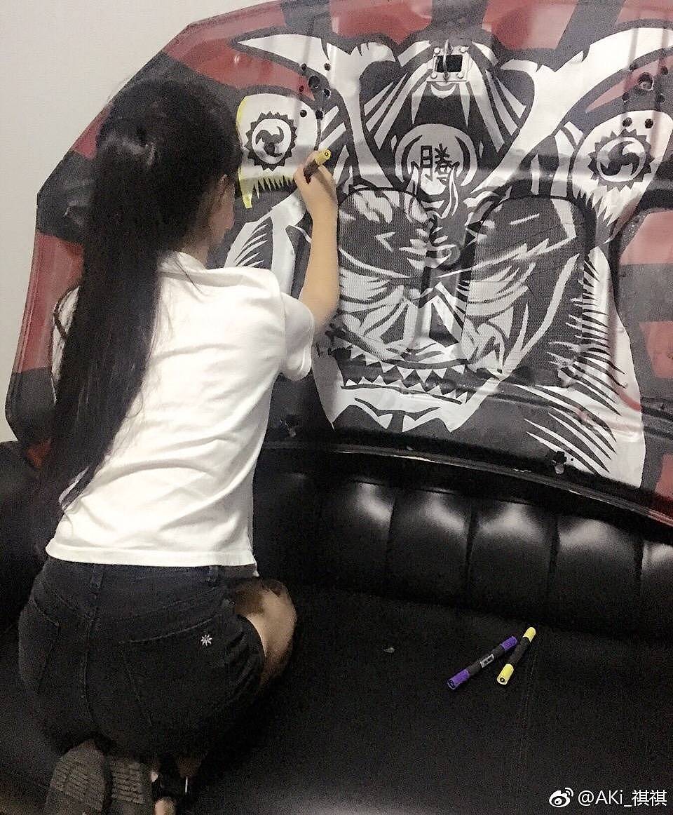 引擎盖—日本武士喷装暴改