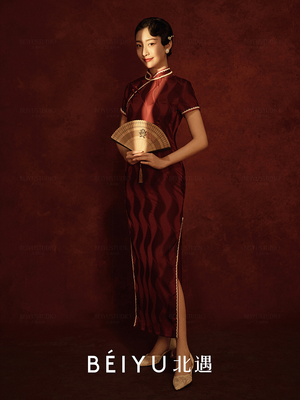 胭脂旗袍复古风情婚纱照