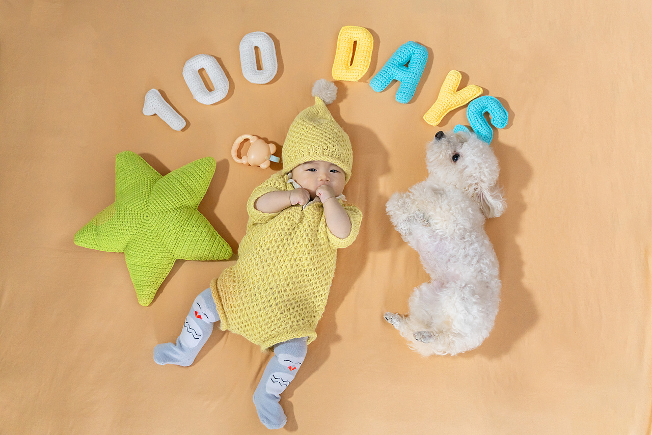 婴儿百日照摄影一组