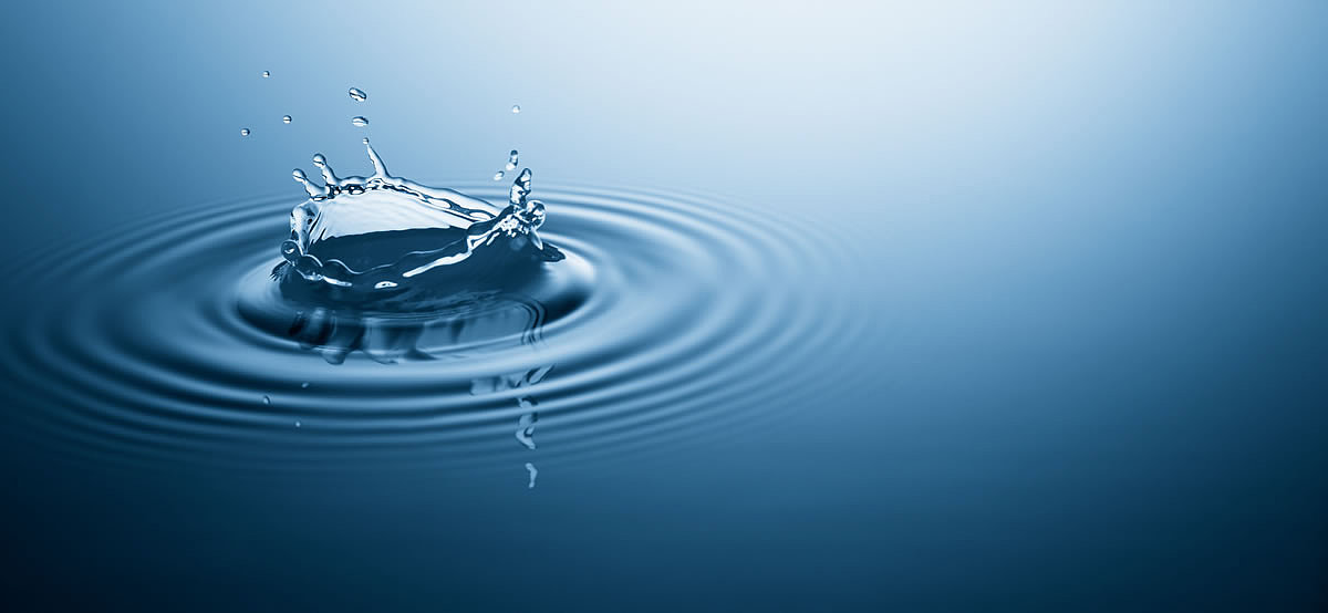 PS 影像创意 图片合成 手机上跳动的水花（图ZNzc4NDMzNjA=） - 宣传物料 - 站酷设计师Soleil_Sun原创素材 - 站酷ZCOOL