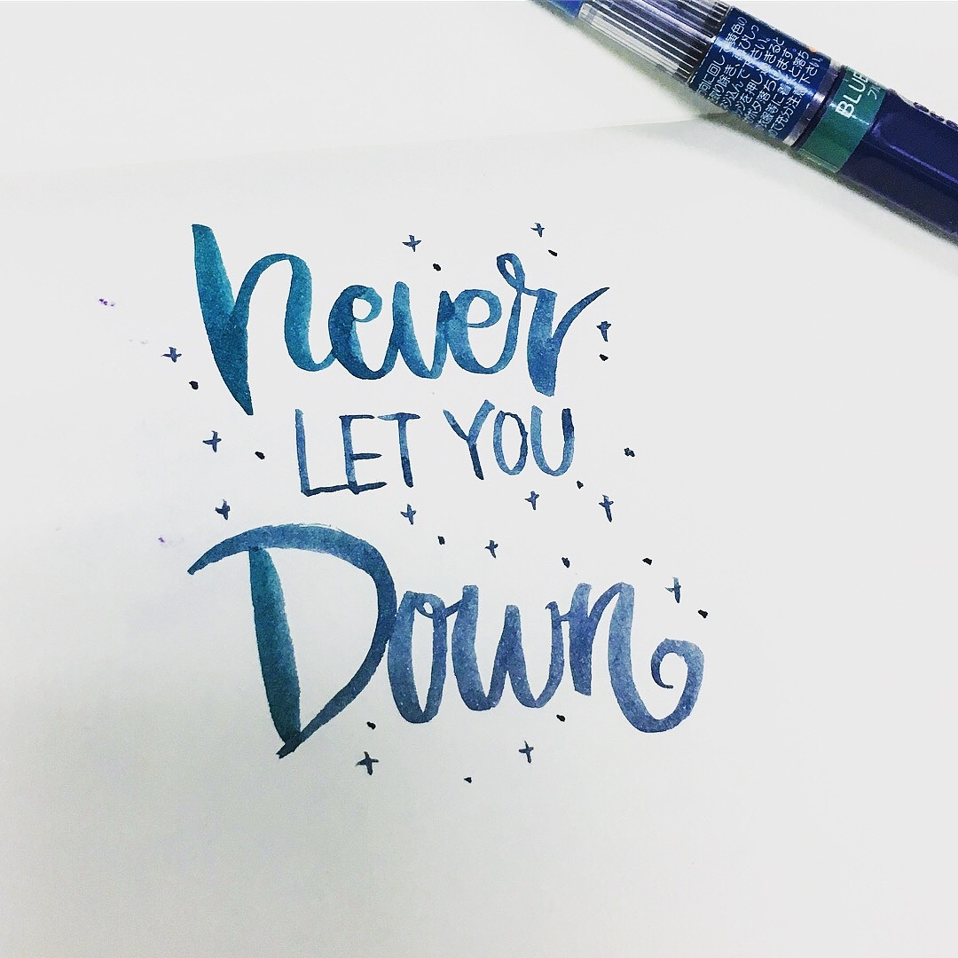 手写花体英文brush lettering 字体练习合集