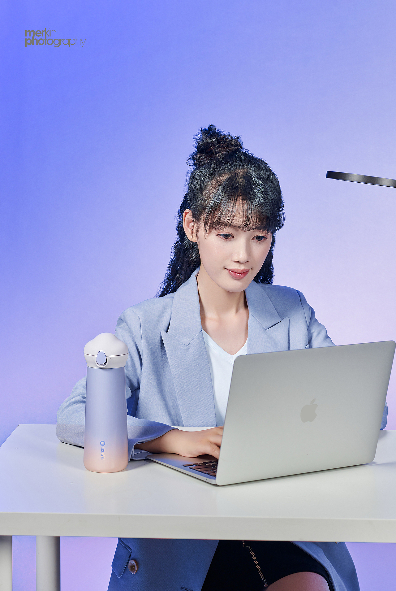 竺生老师 水杯模特拍摄 × 商业摄影 修图 上海