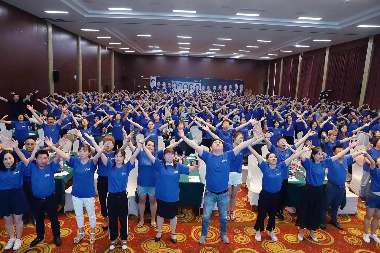 预见不凡现场(李兴杰品牌)