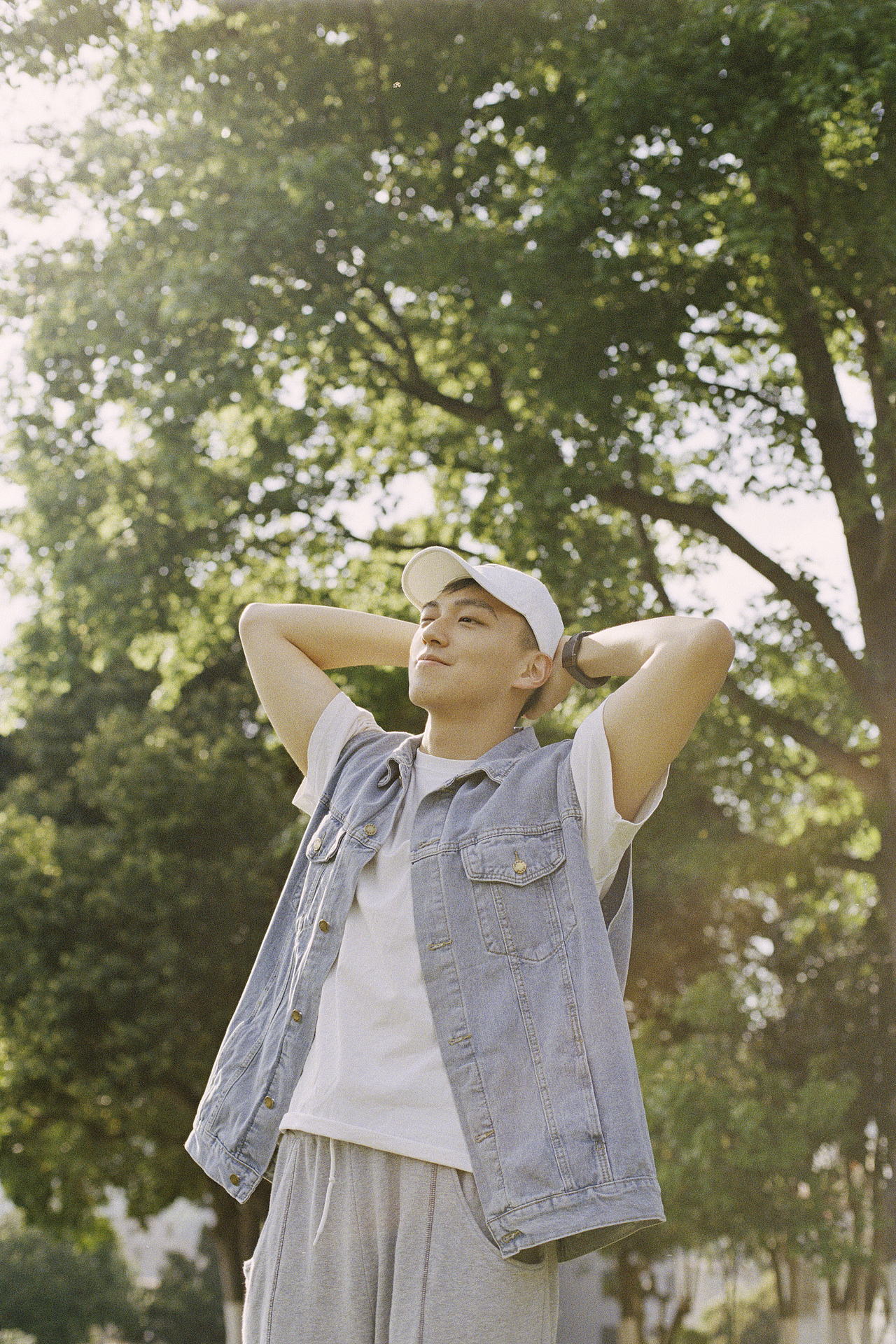 春日（图ZMjUyNDQxNTY0） - 人像摄影 - 站酷设计师晚安林子_原创素材 - 站酷ZCOOL