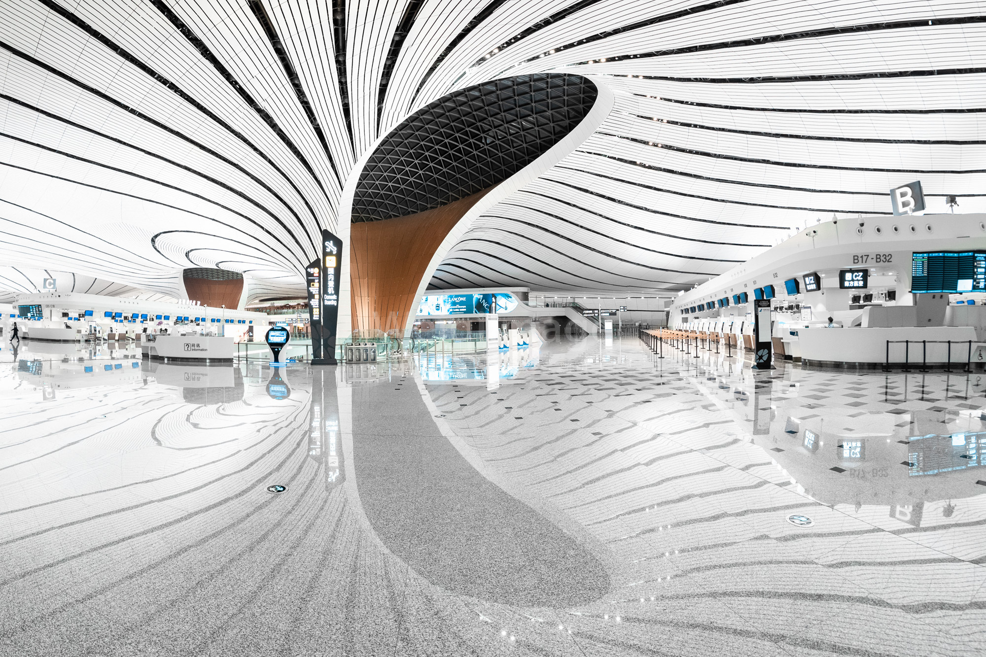 北京大兴国际机场室内空间|摄影|环境/建筑摄影|光场建筑摄影 - 原创作品 - 站酷 (ZCOOL)