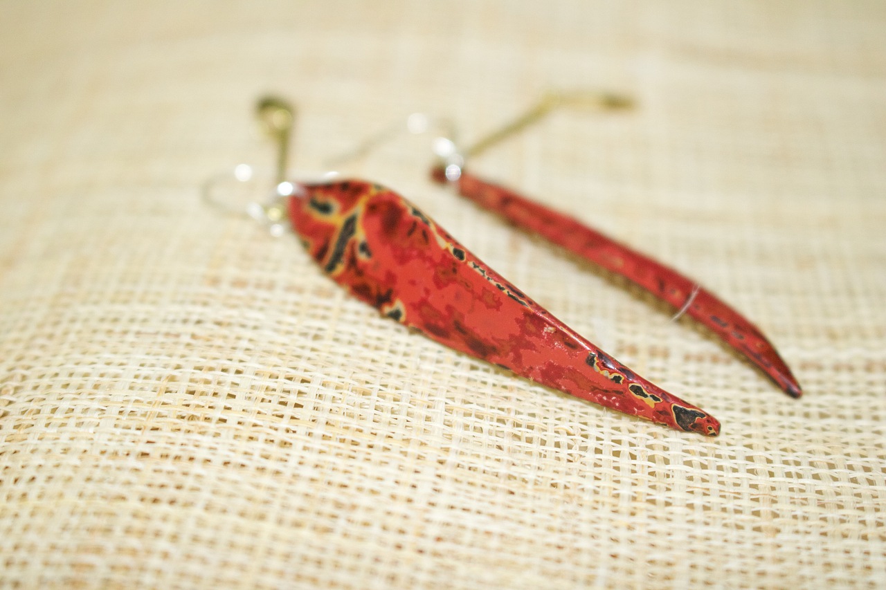 大漆脱胎耳环 \ 落叶与漆俏佳人