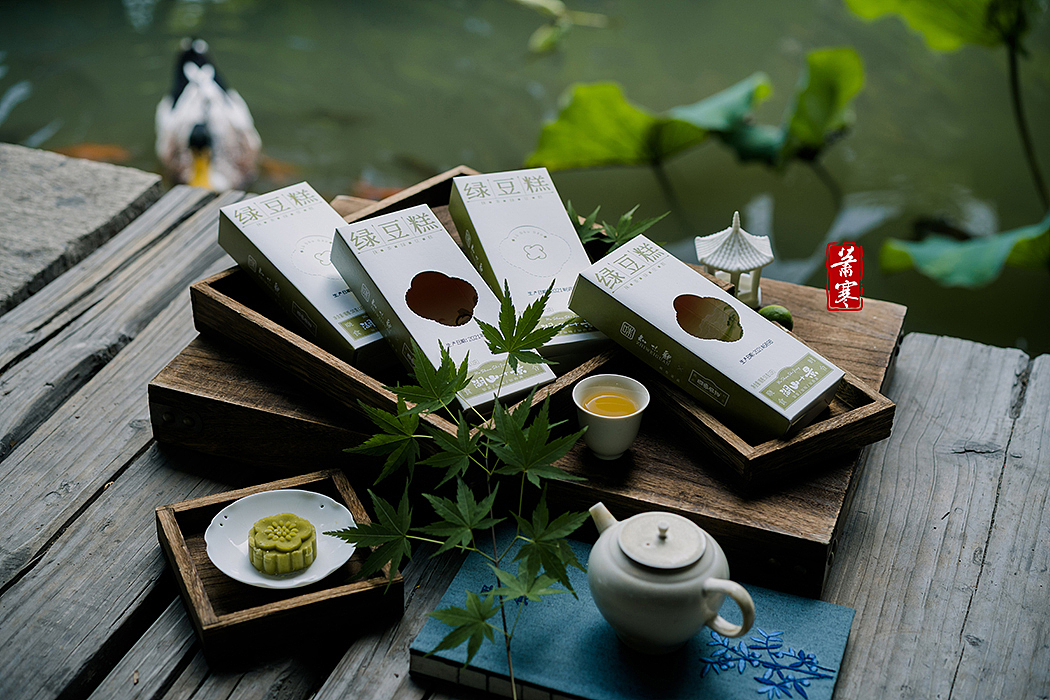 国风静物摄影 | 湖山十景绿豆糕