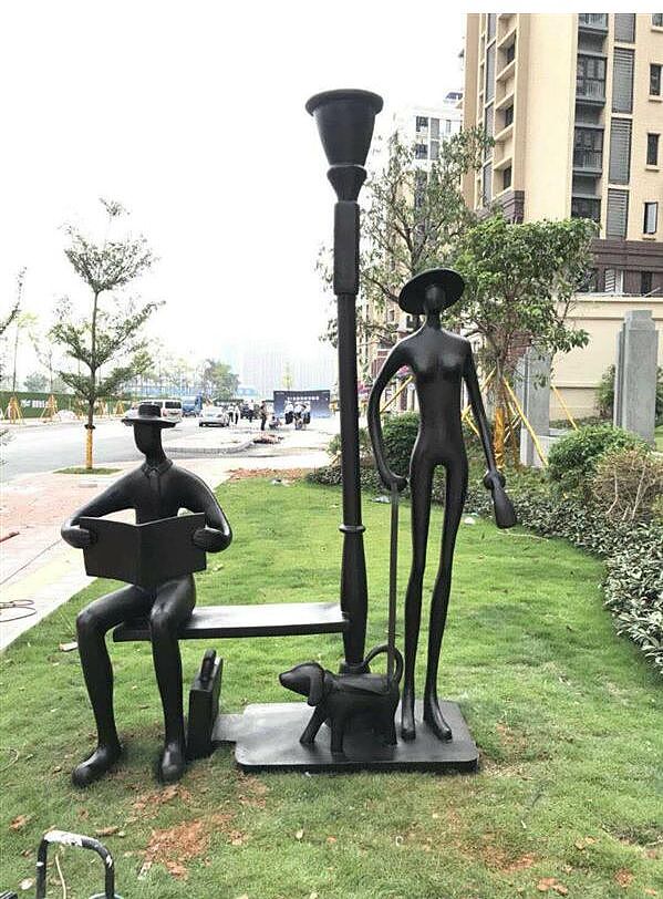 玻璃钢抽象音乐人雕塑  玻璃钢人物雕塑  户外景观摆件