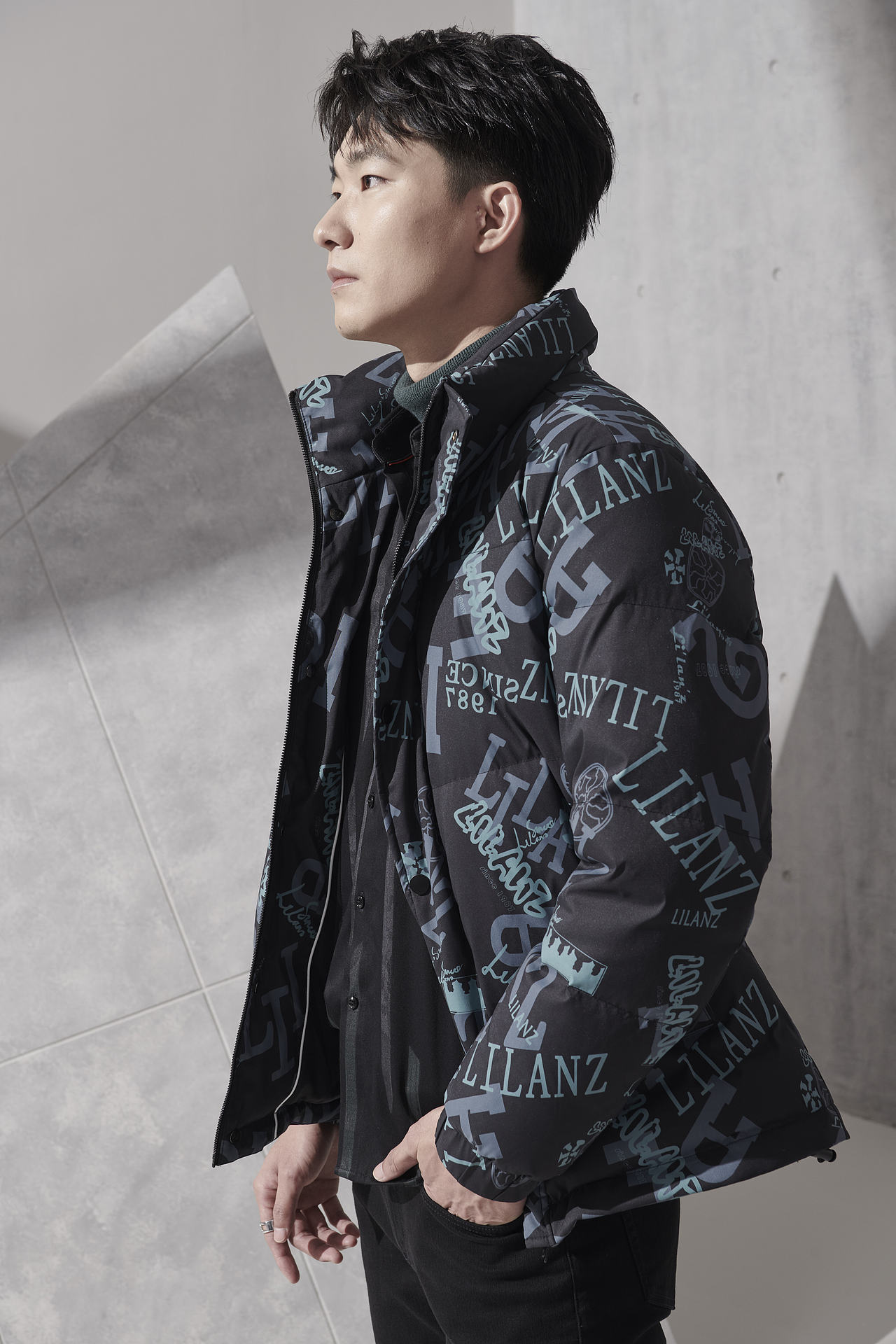 利郎男装2021年冬季花色羽绒服