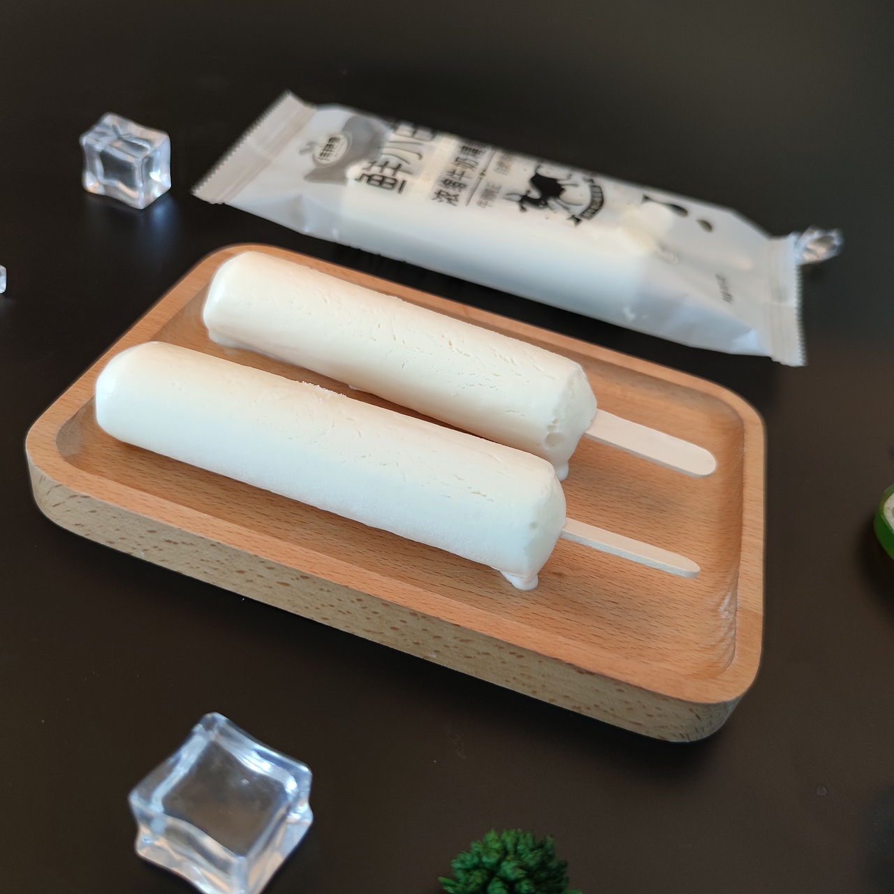 雪糕  冰棍 冰淇淋 伊利兵工厂 巧克力冰棍