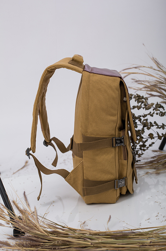 一款西部牛仔风格的包包