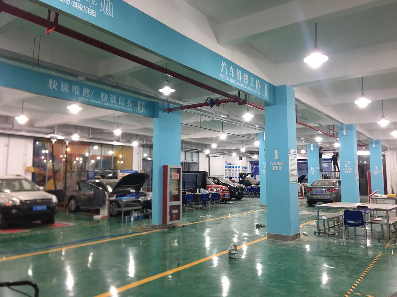 职业大学汽车文化教学空间改造（图ZMTg5NzgzNzky） - 展陈设计 - 站酷设计师发条丁Bluke原创素材 - 站酷ZCOOL