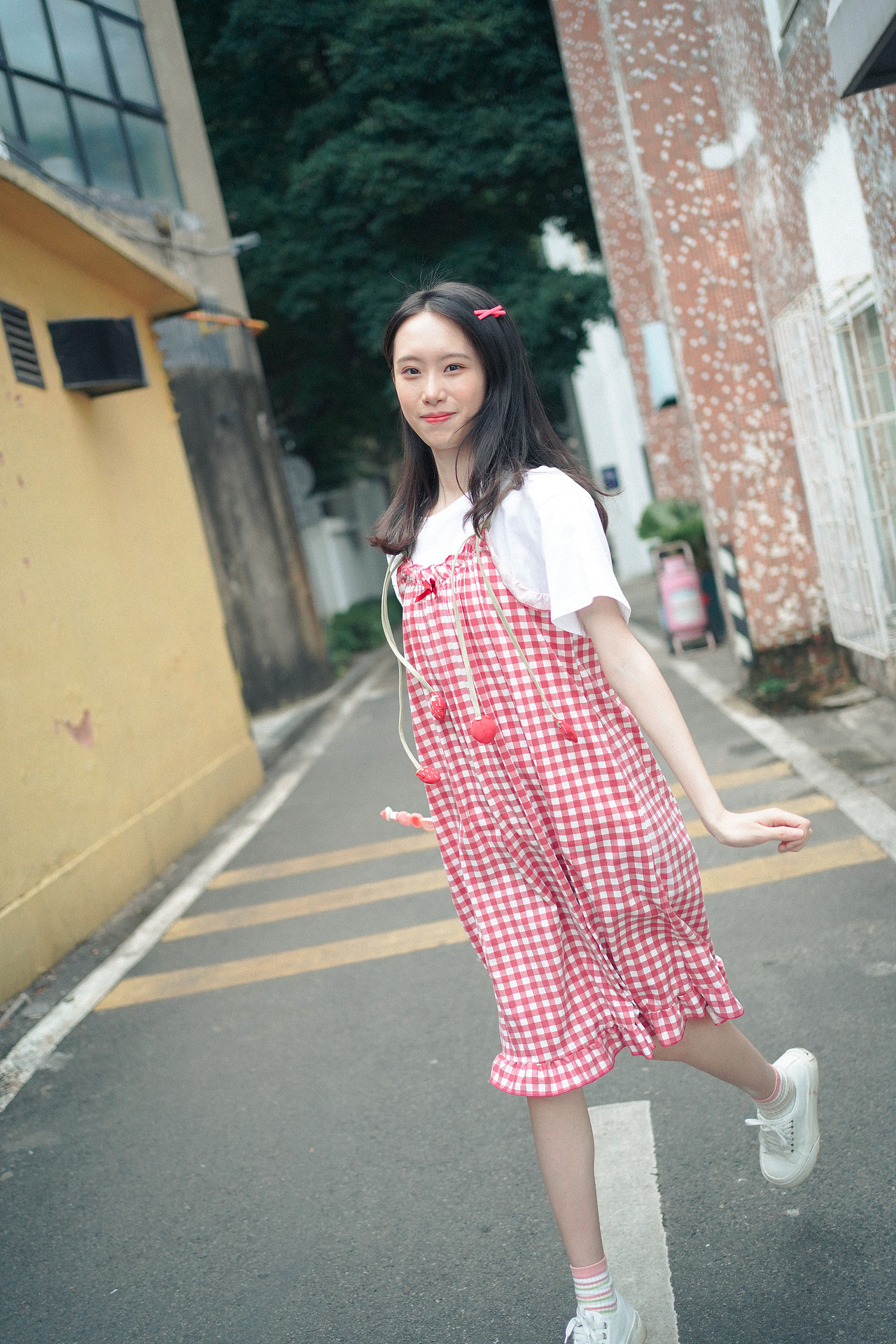我拍的那女孩（图ZMzcwMTM4MDQ0） - 人像摄影 - 站酷设计师唯已VE原创素材 - 站酷ZCOOL