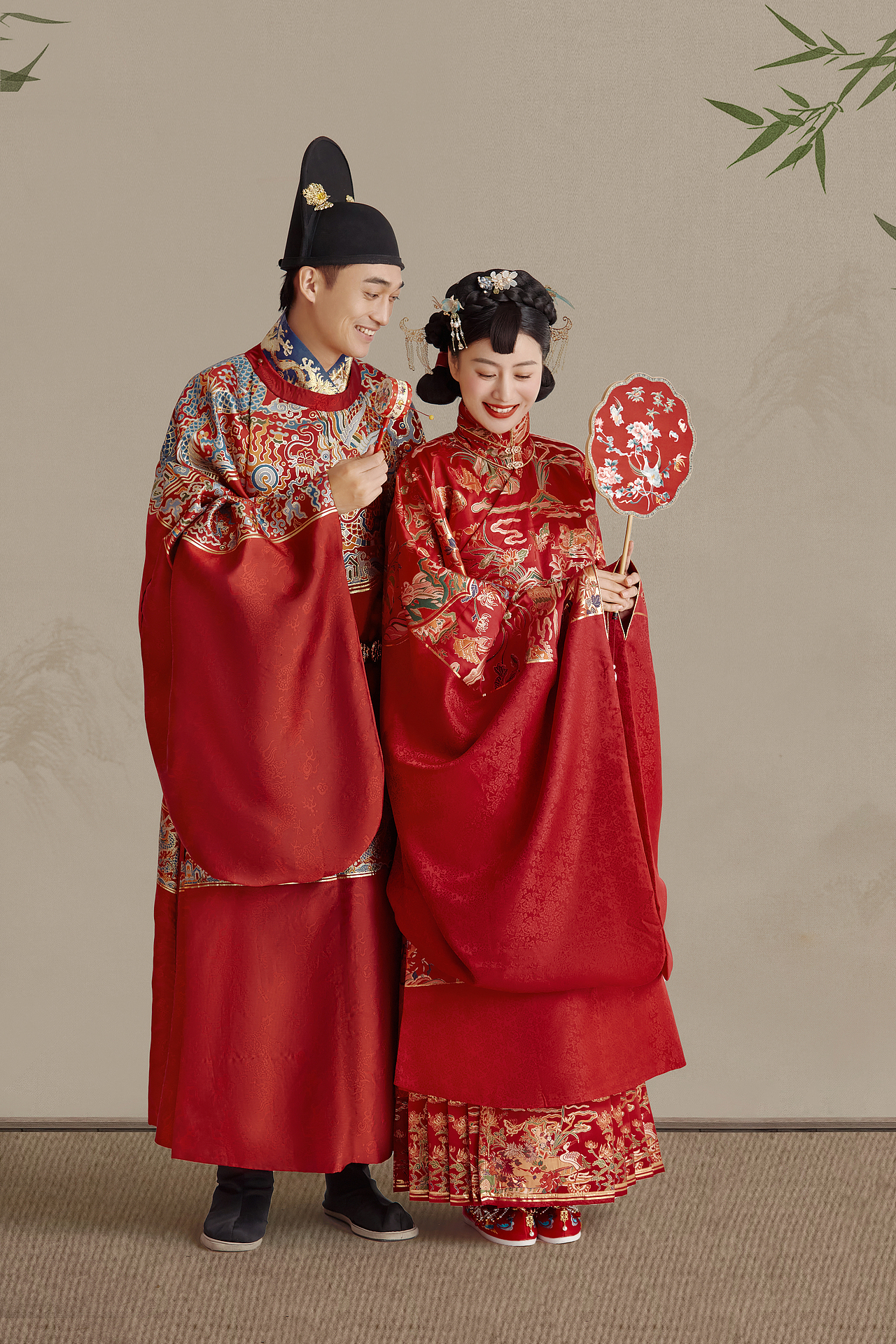 95后的偏爱，长辈也超喜爱的室内汉服婚纱照（图ZMzIxMDAyMzM2） - 婚礼摄影 - 站酷设计师遇见YUJIAN原创素材 - 站酷ZCOOL