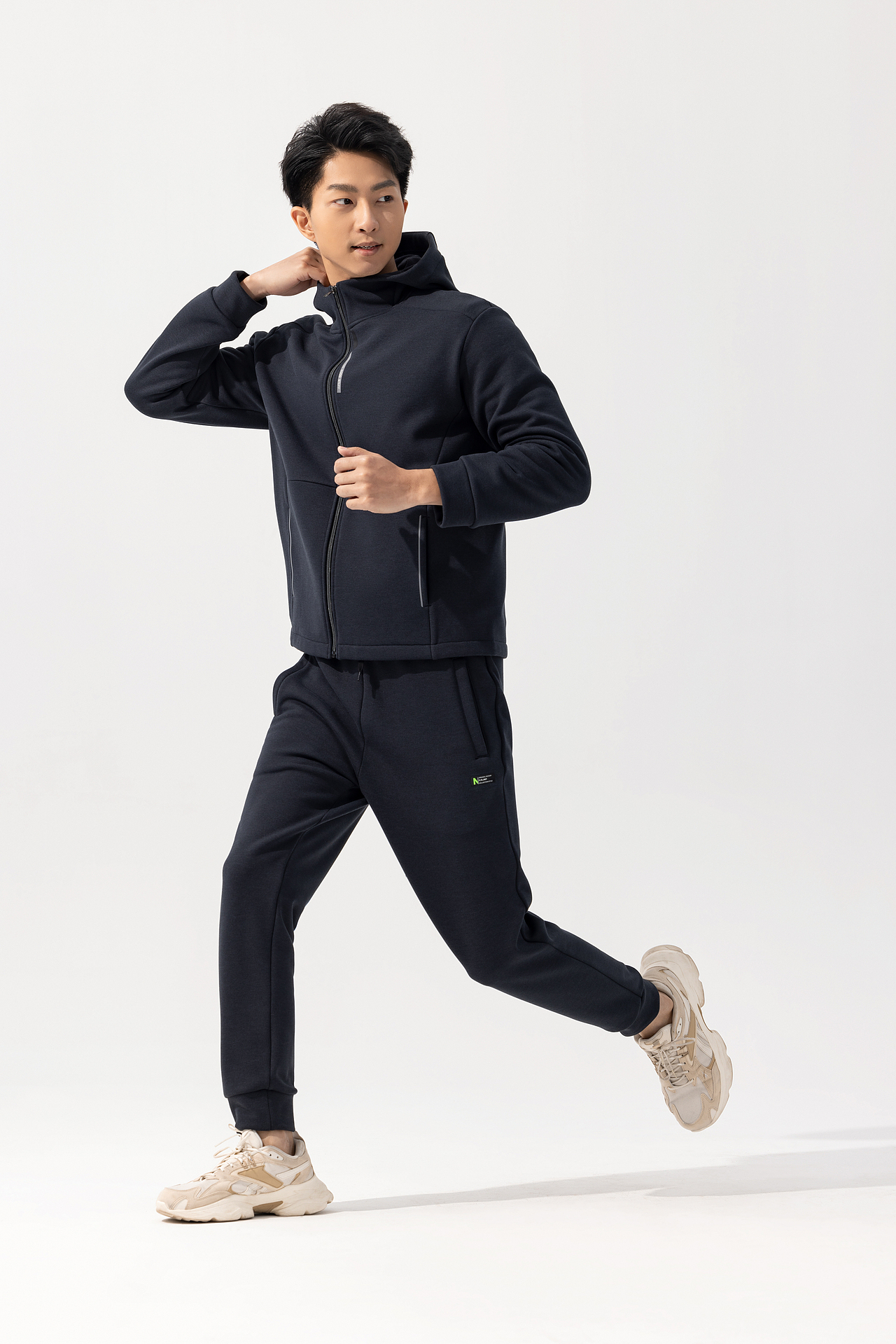 服装摄影 | 日常舒适系穿搭（图ZMzU5MjY1Njky） - 人像摄影 - 站酷设计师仙人海视觉原创素材 - 站酷ZCOOL