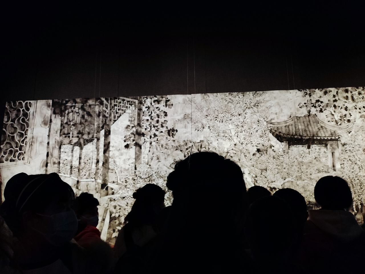 山东美术馆2022“共生世界”双年展现场作品拍摄（图ZMzMwNDcwMjQ4） - 人文/纪实摄影 - 站酷设计师慢食光原创素材 - 站酷ZCOOL