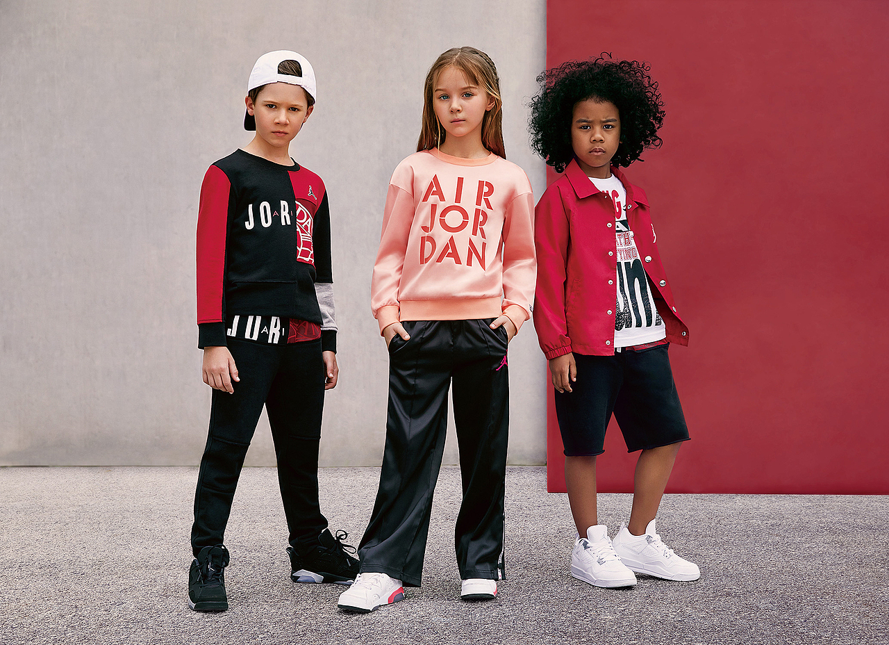 NIKE KIDS 秋冬系列时尚大片（图ZMzY5NjAzODg4） - 时尚/艺术摄影 - 站酷设计师北点创想原创素材 - 站酷ZCOOL
