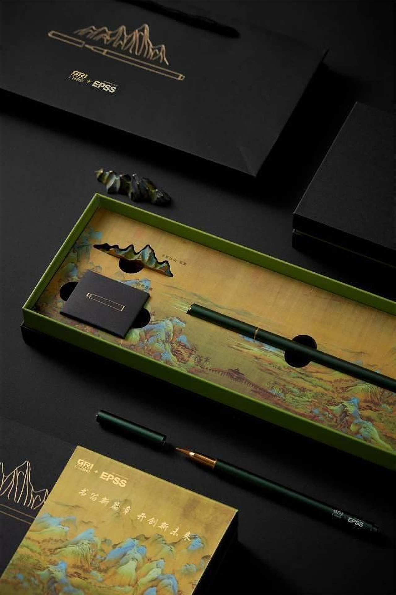 千里江山图——中国十大传世名画之一（图ZMzY4ODgxNzY0） - 包装 - 站酷设计师UTO鹏宸城市更新原创素材 - 站酷ZCOOL