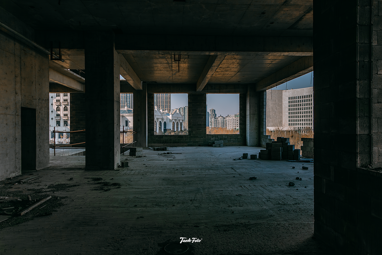 ▌独探燕郊一处烂尾孤楼