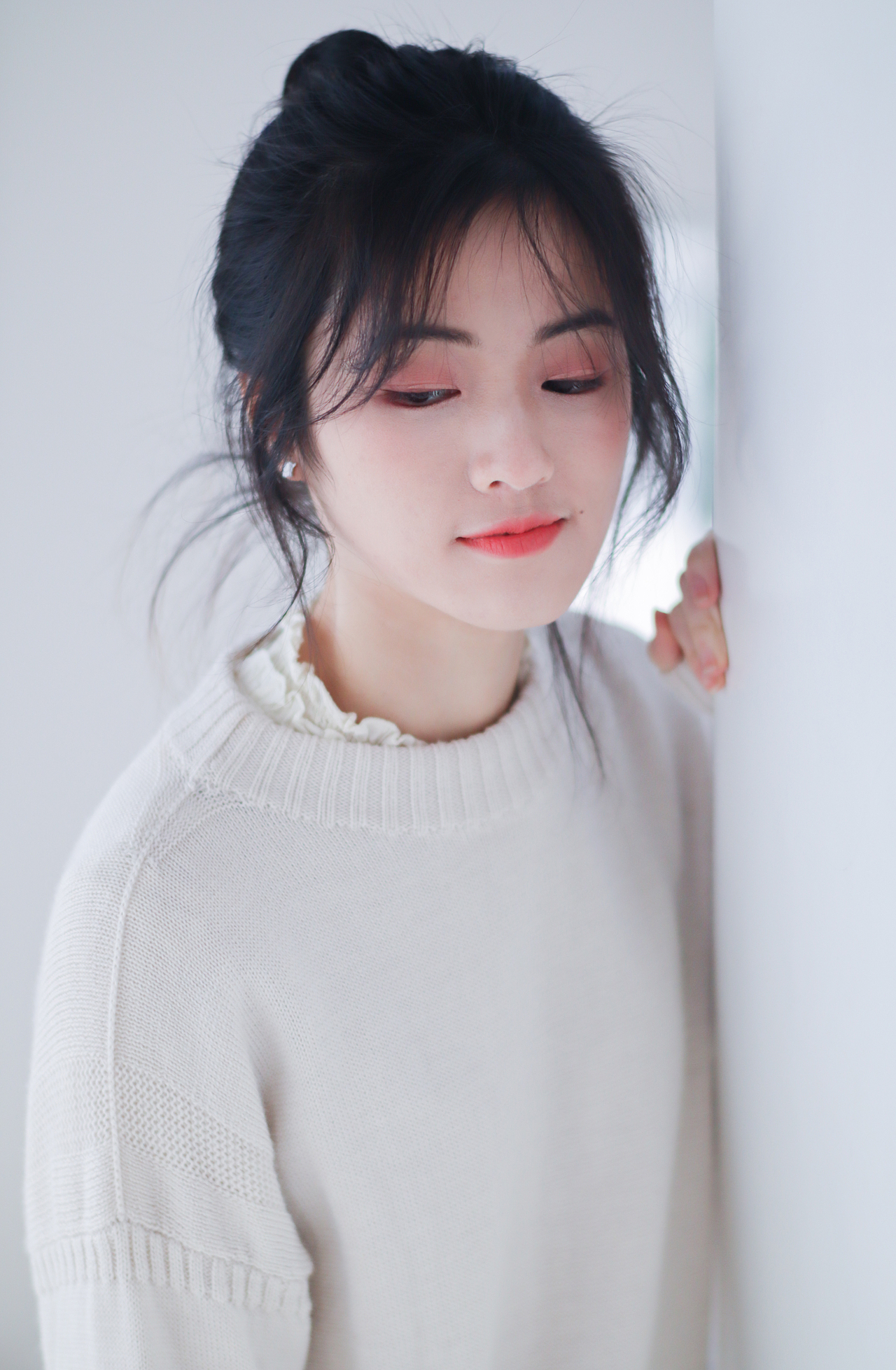 純白#創(chuàng)作加油站#（圖ZMzE0NjYwODcy） - 人像攝影 - 站酷設(shè)計(jì)師今尋本尋Kairos原創(chuàng)素材 - 站酷ZCOOL