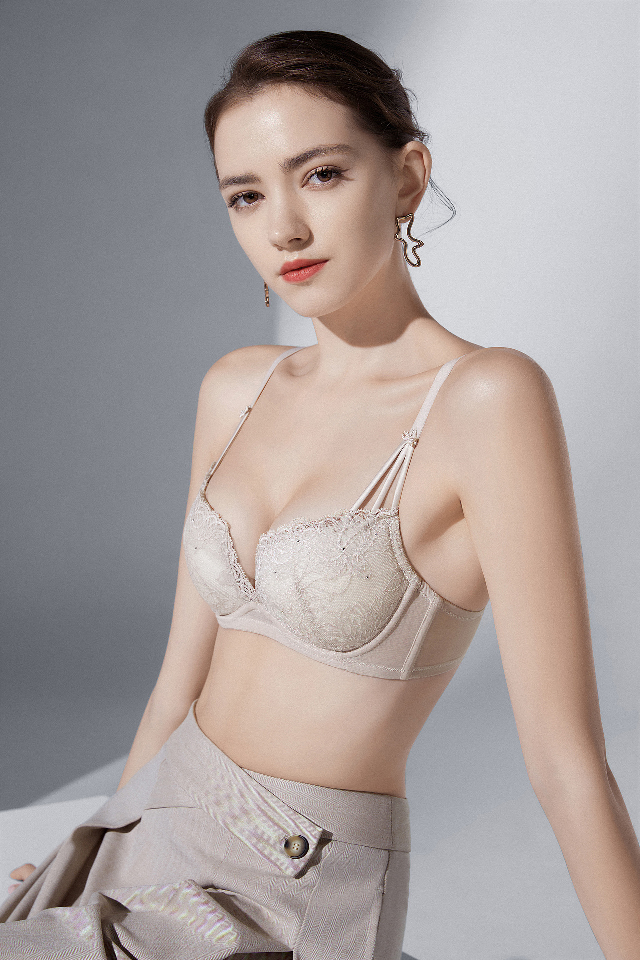 欧迪芬内衣（图ZMzcwMzY5MTM2） - 修图/后期 - 站酷设计师JasonLin0511原创素材 - 站酷ZCOOL