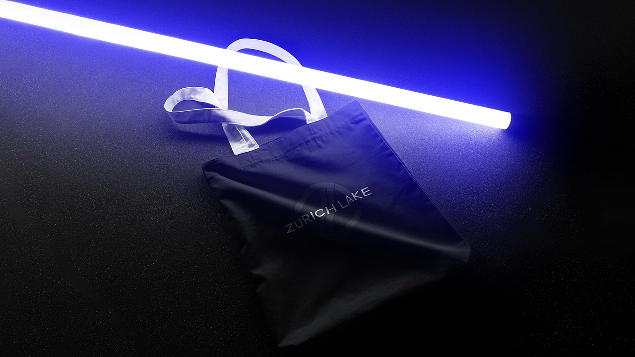 苏黎世湖定制服装品牌设计提案（图ZMzU0MjA3NzQw） - 品牌 - 站酷设计师SNAZZY原创素材 - 站酷ZCOOL