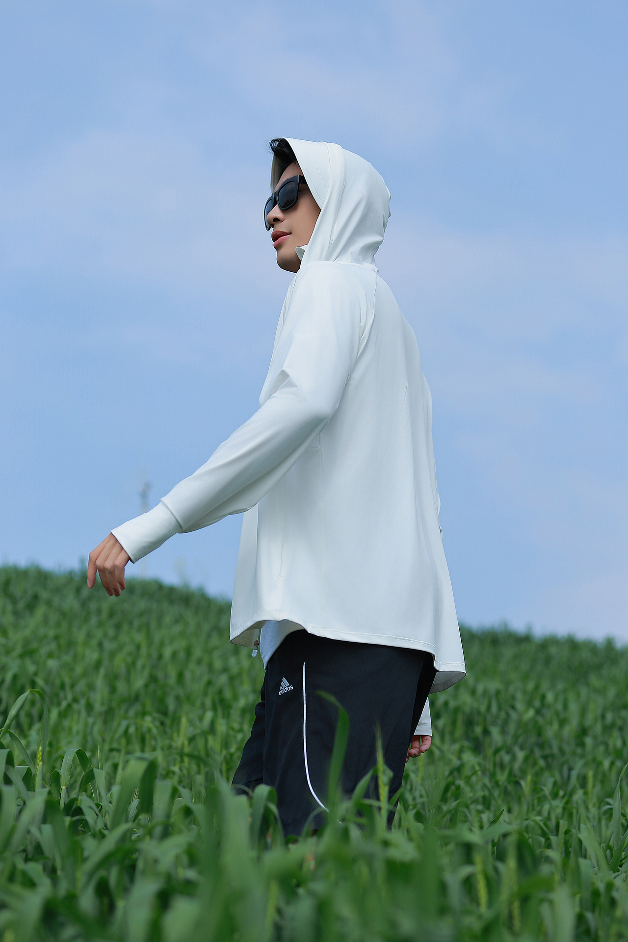 户外防晒衣拍摄-水手商业摄影