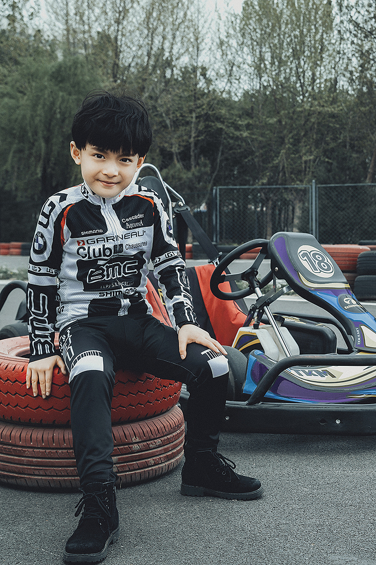 卡丁车《男孩》（图ZMzY1MTk1MTY4） - 人像摄影 - 站酷设计师Desbelle旅拍原创素材 - 站酷ZCOOL