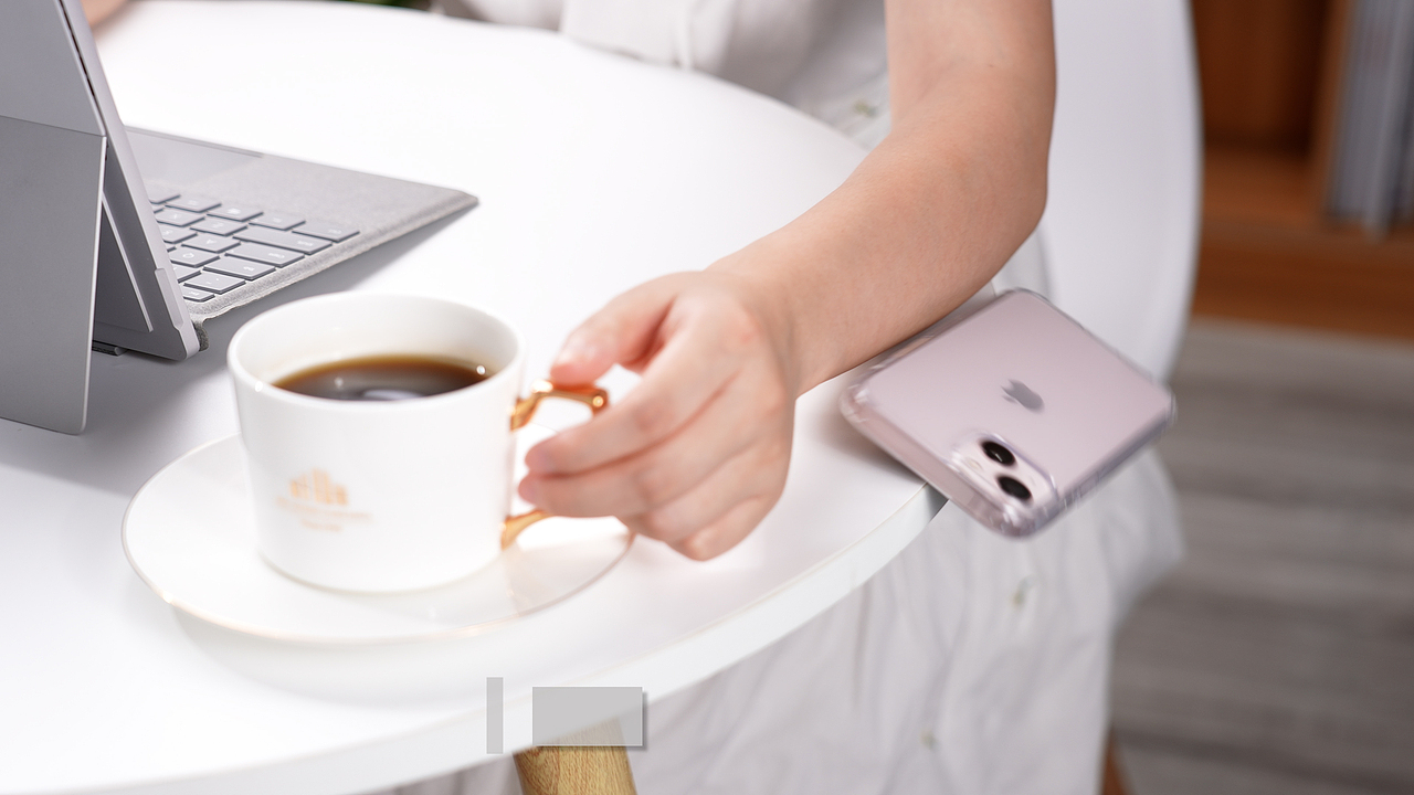 【3C手机壳】国内外产品视频——手机膜钢化膜无线充