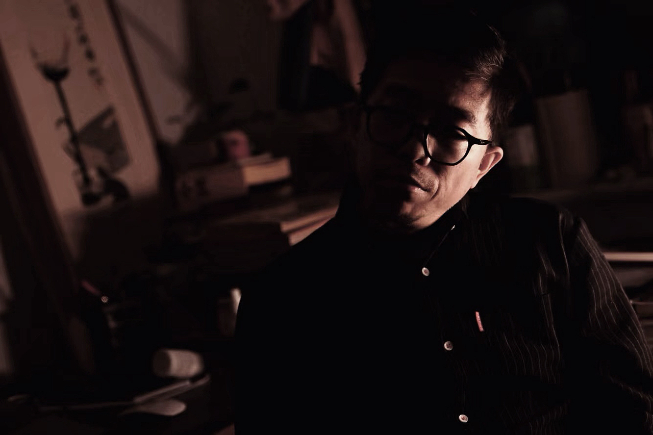 白雪冰，字：北地墨人 ；斋号：枣窗闲语；职业设计师、商业摄影师。