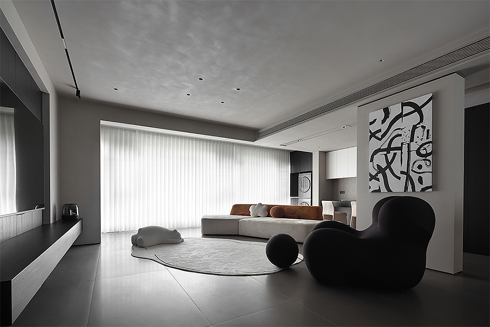 132㎡极简大平层,通透开阔!