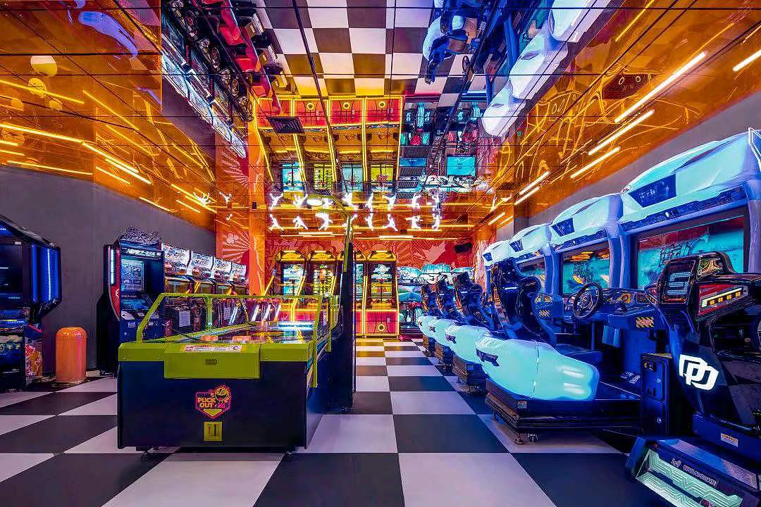 穿越星际的游戏厅