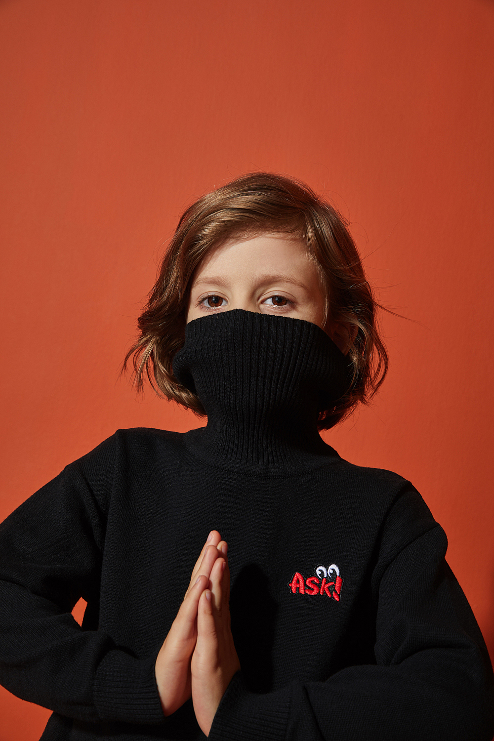 瓦达西瓦精神小伙