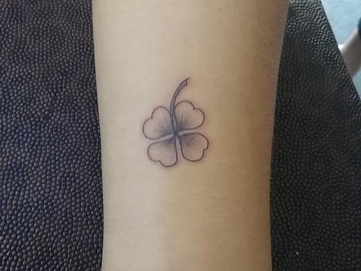 樱花纹身小清新 金左堂纹身专业盖瘢痕 安阳纹身