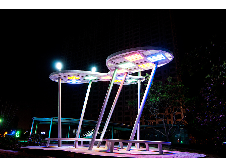 太阳能光电雕塑