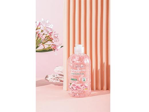 电商摄影 / 云摄 / 花瓣沐浴露/日用品/洗发水拍摄 